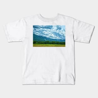 Cade's Cove Smoky Mountains Kids T-Shirt